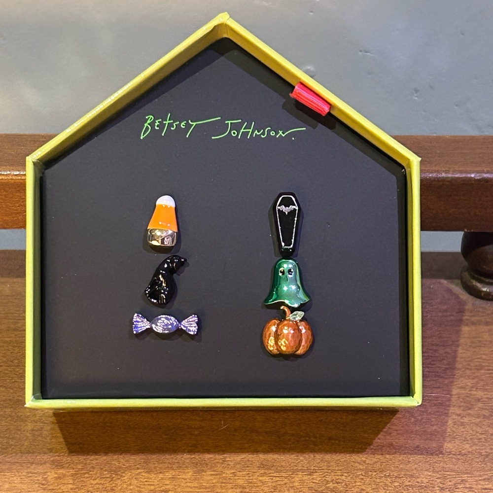BETSEY JOHNSON Mismatched Halloween Stud Earrings Set NWTS - Picture 2 of 5